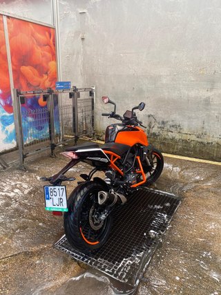KTM Duke 125