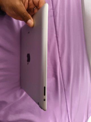 iPad 3 64GB Blanco con cable de carga- Para piezas