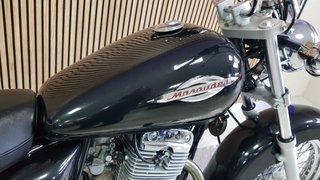 SUZUKI GZ 125 MARAUDER