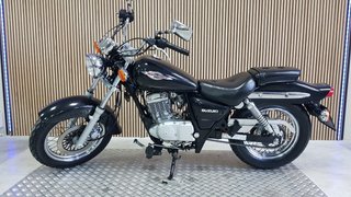 SUZUKI GZ 125 MARAUDER