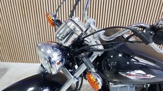 SUZUKI GZ 125 MARAUDER