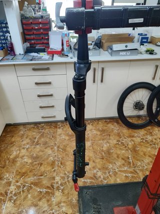 Horquilla Fox AWL
