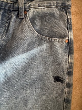 Conjunto Burberry x Supreme Vaquero Azul