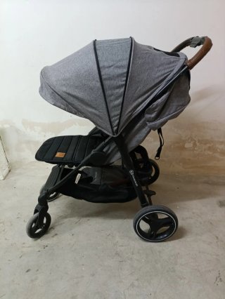 Silla de paseo ligera gris