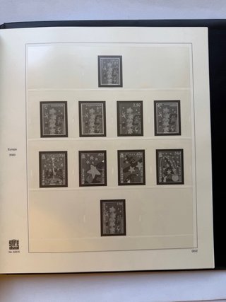 Álbum Sellos Europa 1998/2000 Vacío 44 PAG.