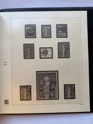 Álbum Sellos Europa 1998/2000 Vacío 44 PAG.