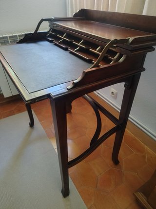 Escritorio clásico madera y piel