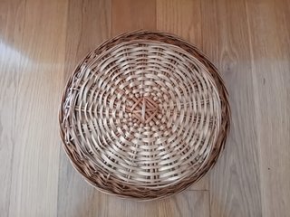 Cesta de mimbre redonda