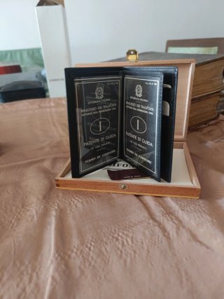Billetera y llavero Di Fonti piel
