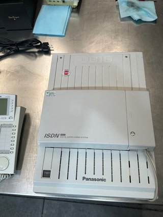 Centralita Panasonic D816 ISDN