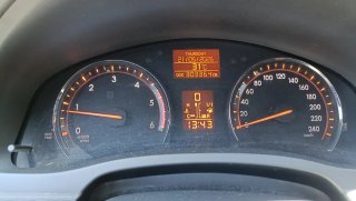 Toyota Avensis 2011