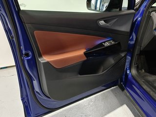 Volkswagen ID.4 1st 150 kW (204 CV) 77 kWh