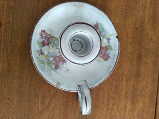Palmatoria antigua porcelana esmaltada floral