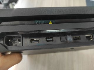 Consola PS4 Pro 1TB + Mando