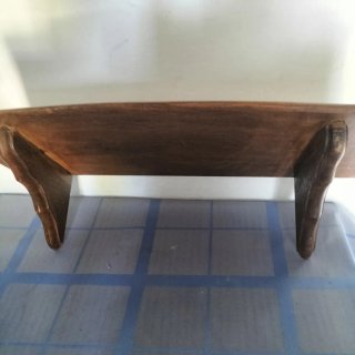 Estantería de madera rústica
