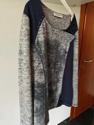 Maglia donna grigia e viola