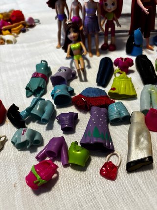 Pack Polly Pocket Muñecas y Ropa