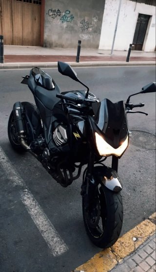 Kawasaki Z800 Negra