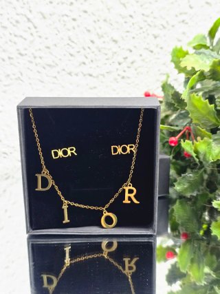Juego Dior Collar y Pendientes Oro
