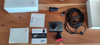 Cámara YI Smart Dash sin usar + Accesorios