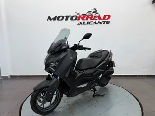 Yamaha XMAX 300