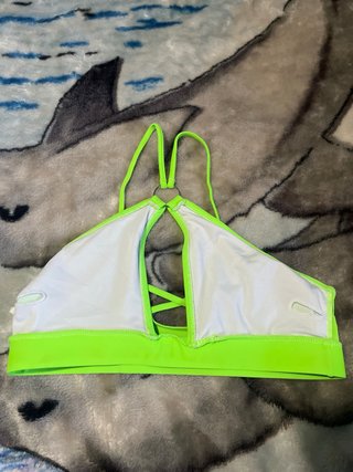Parte de arriba bikini verde neón