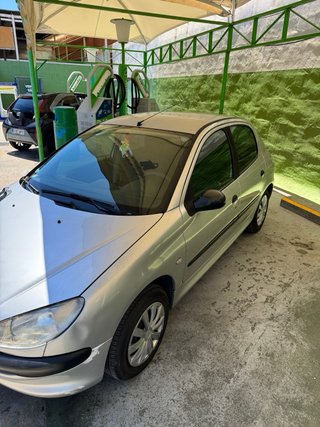 Peugeot 206 2002