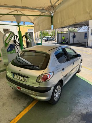 Peugeot 206 2002