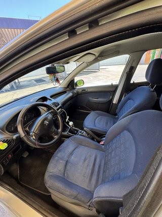 Peugeot 206 2002