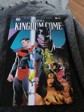 Regreso a Kingdom Come Cartoné