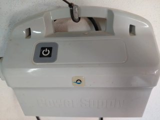Robot Limpiafondos Piscina Dolphin Triton