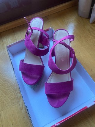 Zapatos de tacón fucsia talla 37
