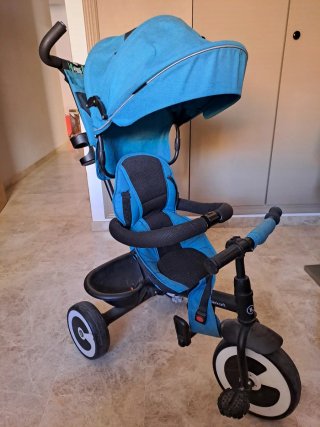 Triciclo de paseo para bebés y niños hasta 4 años