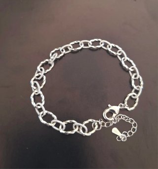 Pulsera de Plata con eslabones.