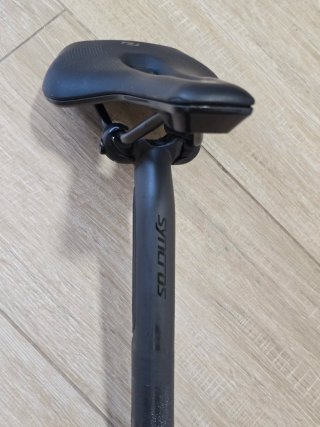 Tija de  carbono Syncros SCOTT ADDICT + sillín