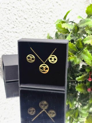 Conjunto Joyería Chanel Oro