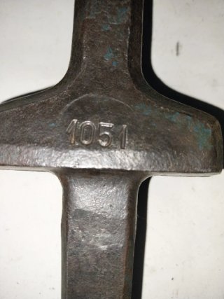 YUNQUE Y MARTILLO PARA GUADAÑA.