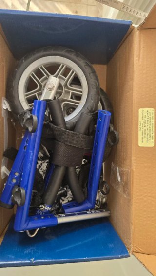 Sedia a rotelle per cani / Walkin Wheels