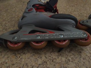 Patines en línea Decathlon rojos y grises