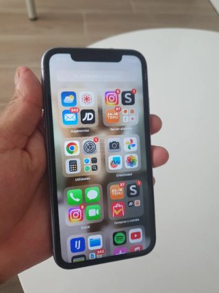 iPhone 11 Plata