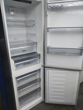 Frigorífico semi nuevo