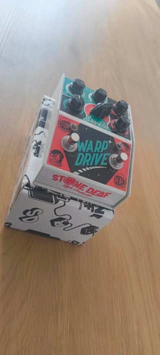 Stone Deaf Warp Drive pedal de guitarra