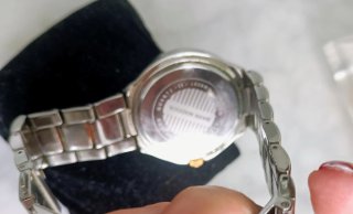 Reloj Mark Maddox Dorado y Plateado