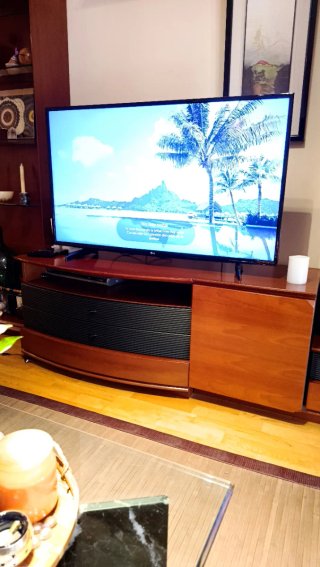 Mueble modular de madera maciza de Palisandro.