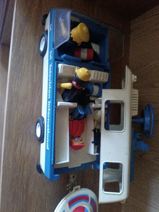 Playmobil TV International Camión y Moto Acuática