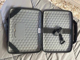Chromebook Asus Negro y Azul
