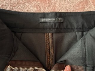 Falda corta marrón efecto piel estampado serpiente