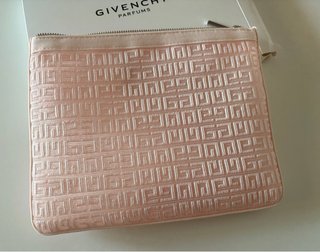 Trousse Givenchy Nude
