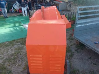 Hormigonera Naranja