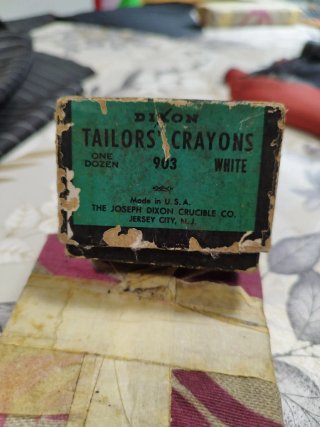Caja Dixon Tailors Crayons 903 Blanca